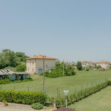 A Casa Di Luna Stabbia Bagian luar foto