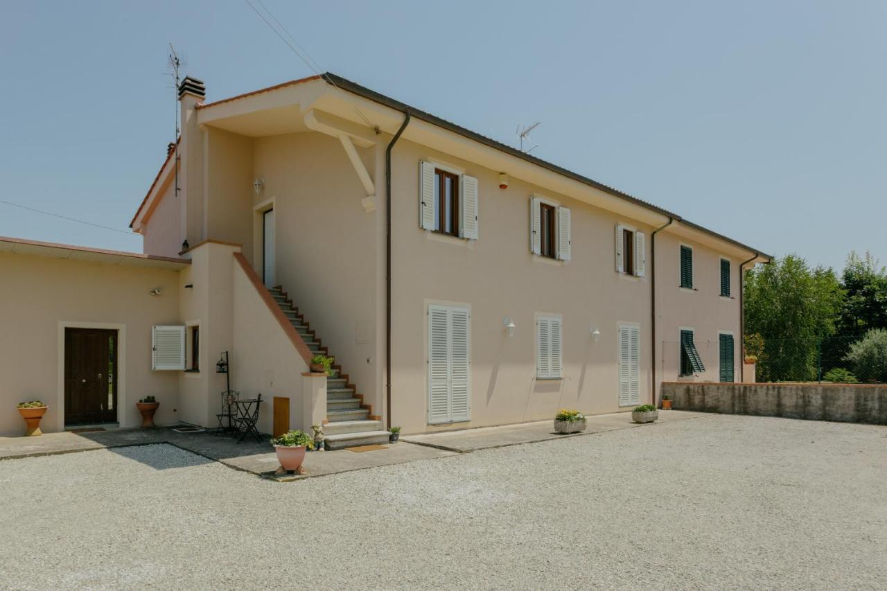 A Casa Di Luna Stabbia Bagian luar foto