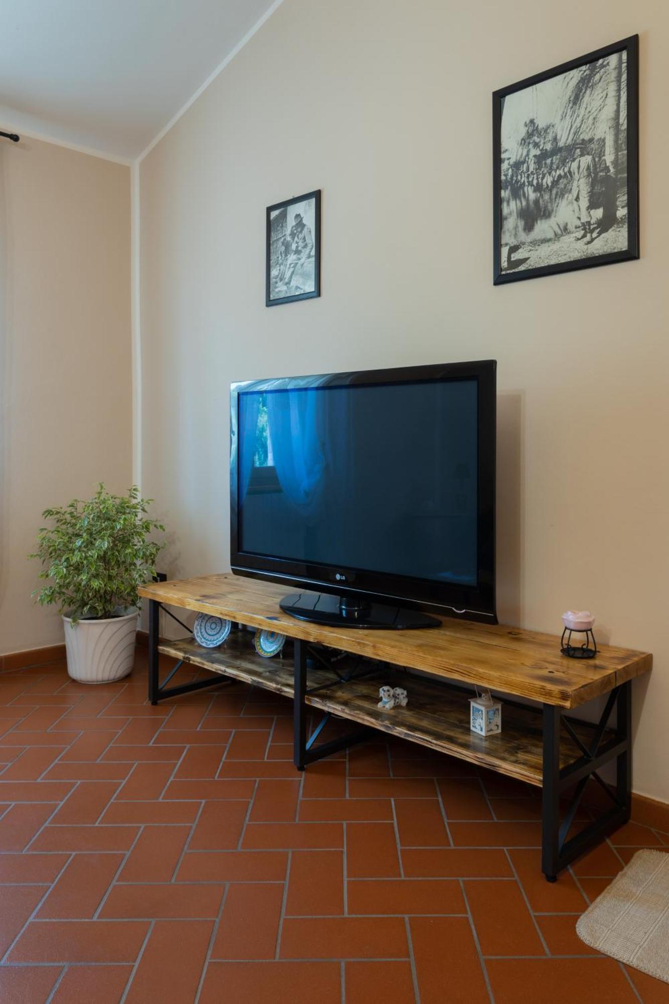 A Casa Di Luna Stabbia Bagian luar foto